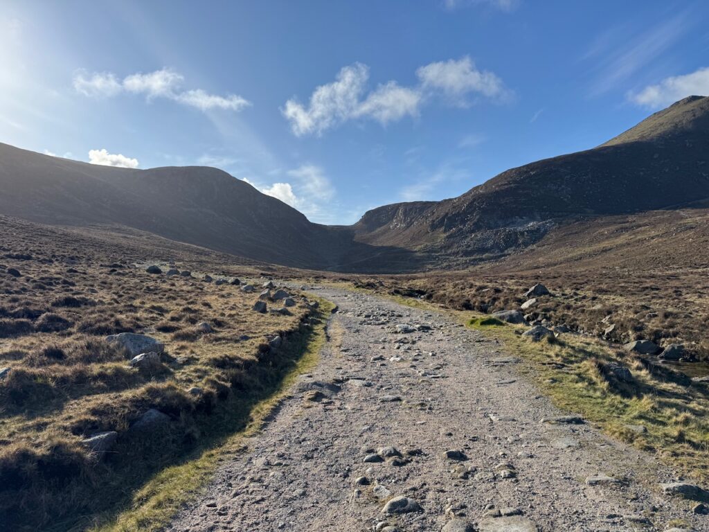 Approaching Hare’s Gap on the Slieve Bearnagh Hike through the Mourne Mountains.